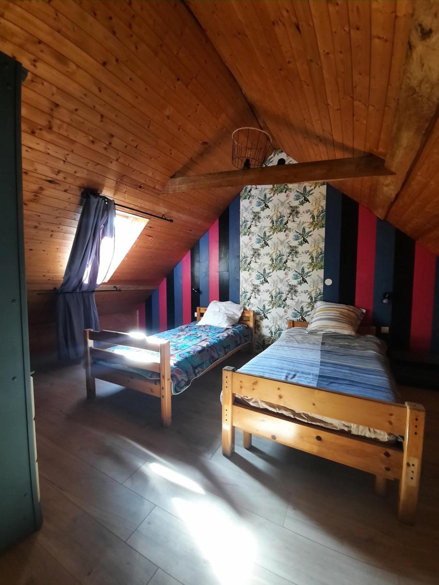 Gite Des 2 Lions Murs-et-Gelignieux Экстерьер фото